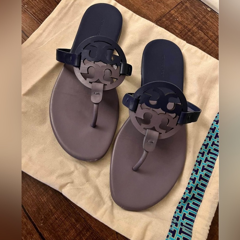TORY BURCH DARK LOTUS/BERMUDA SOFT MILLER - Picture 9 of 10